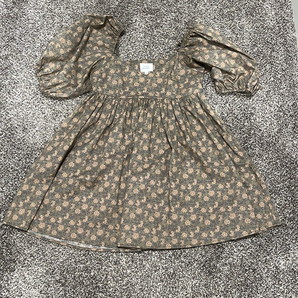 New bohme floral dress size small.